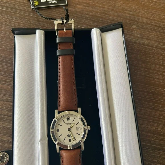 RAYMOND WEIL W1 ladies watch new - Picture 3 of 9